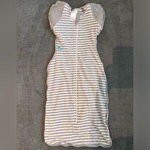 Love to dream swaddle up 50/50. Size large.